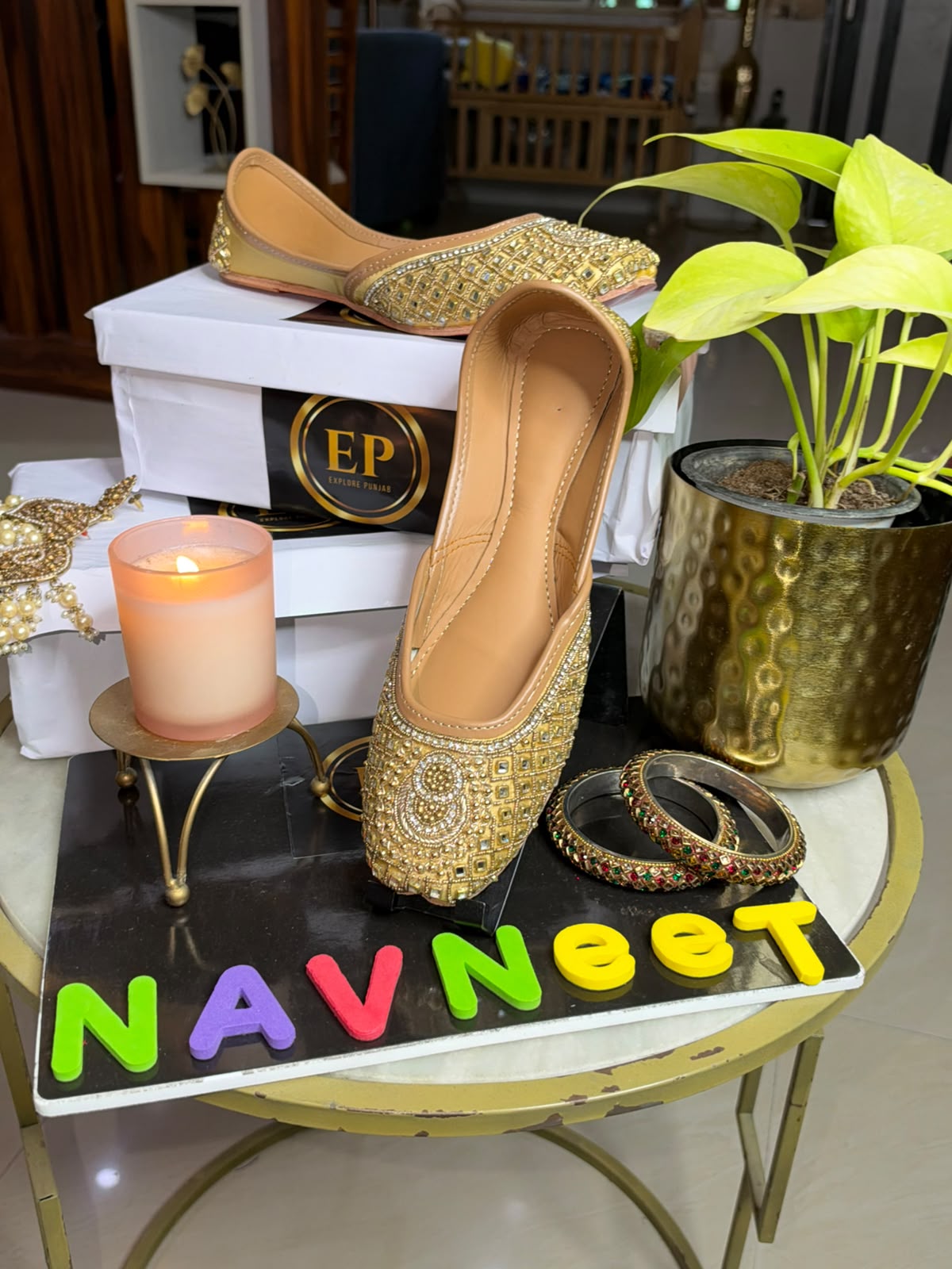 Regal Noor Jutti