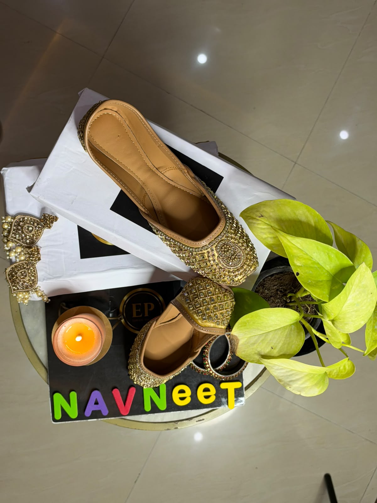 Regal Noor Jutti