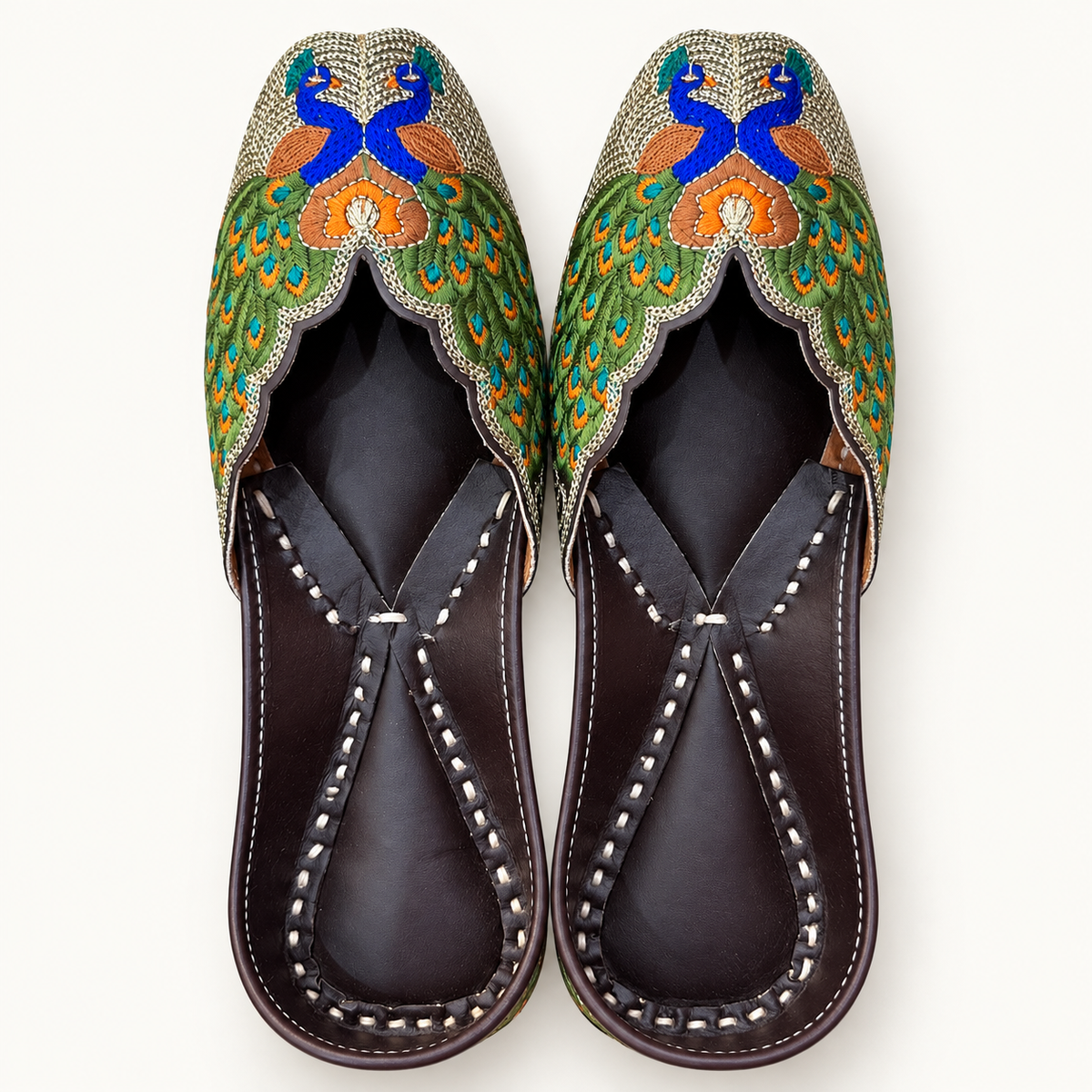 Morni Mehfil Jutti | Festive Punjabi Handcrafted Footwear